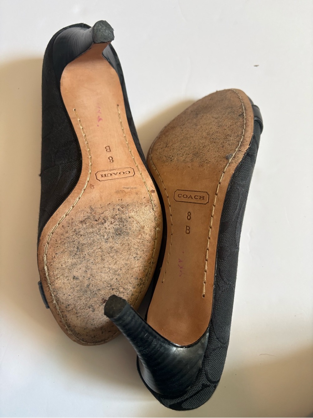 Coach Whitney Black Monogram Canvas & Leather Buckle Plaque Pumps Heels Sz 8. - Picture 11 of 11
